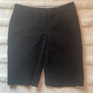 Body by Victoria the Christie fit Bermuda shorts women’s size 8 cotton spandex